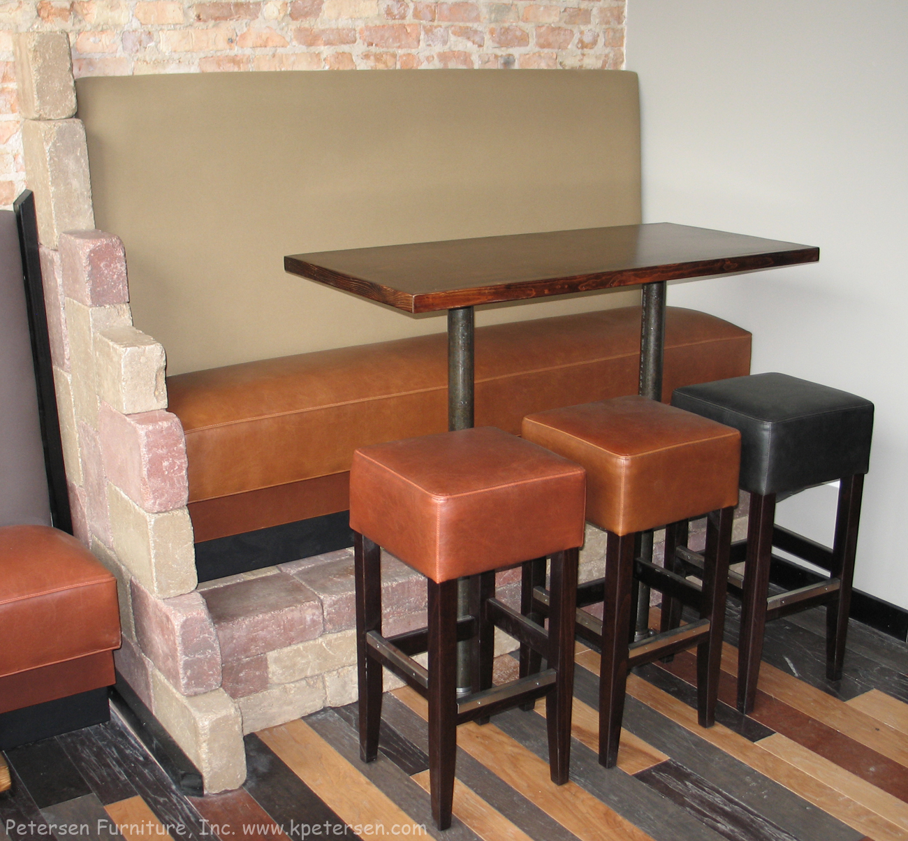 Restaurantinteriors.com » booth dimensions
